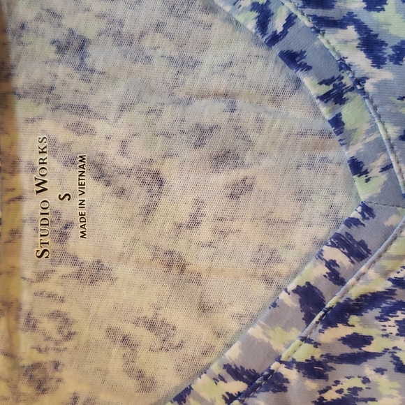 Studio Works top - Picture 3 of 5